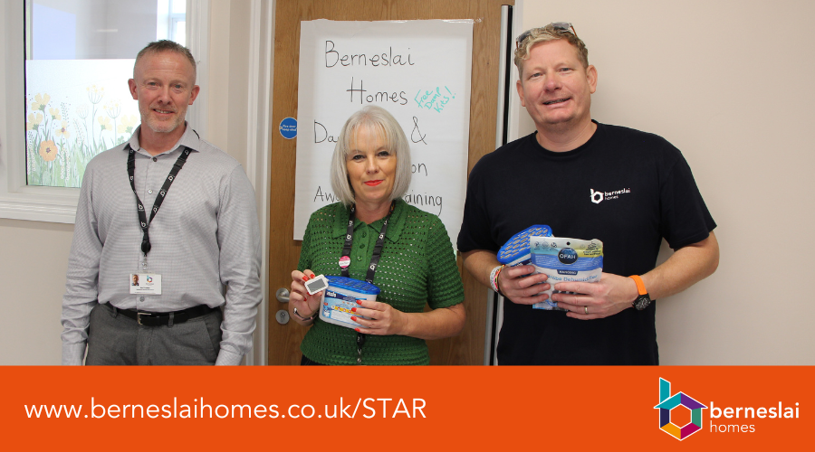 Customer Engagement Team Hosting A Condensation, Damp And Mould Drop In Session Image